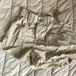 ZARA Y2k Cargo Shorts high waisted distressed cargo shorts